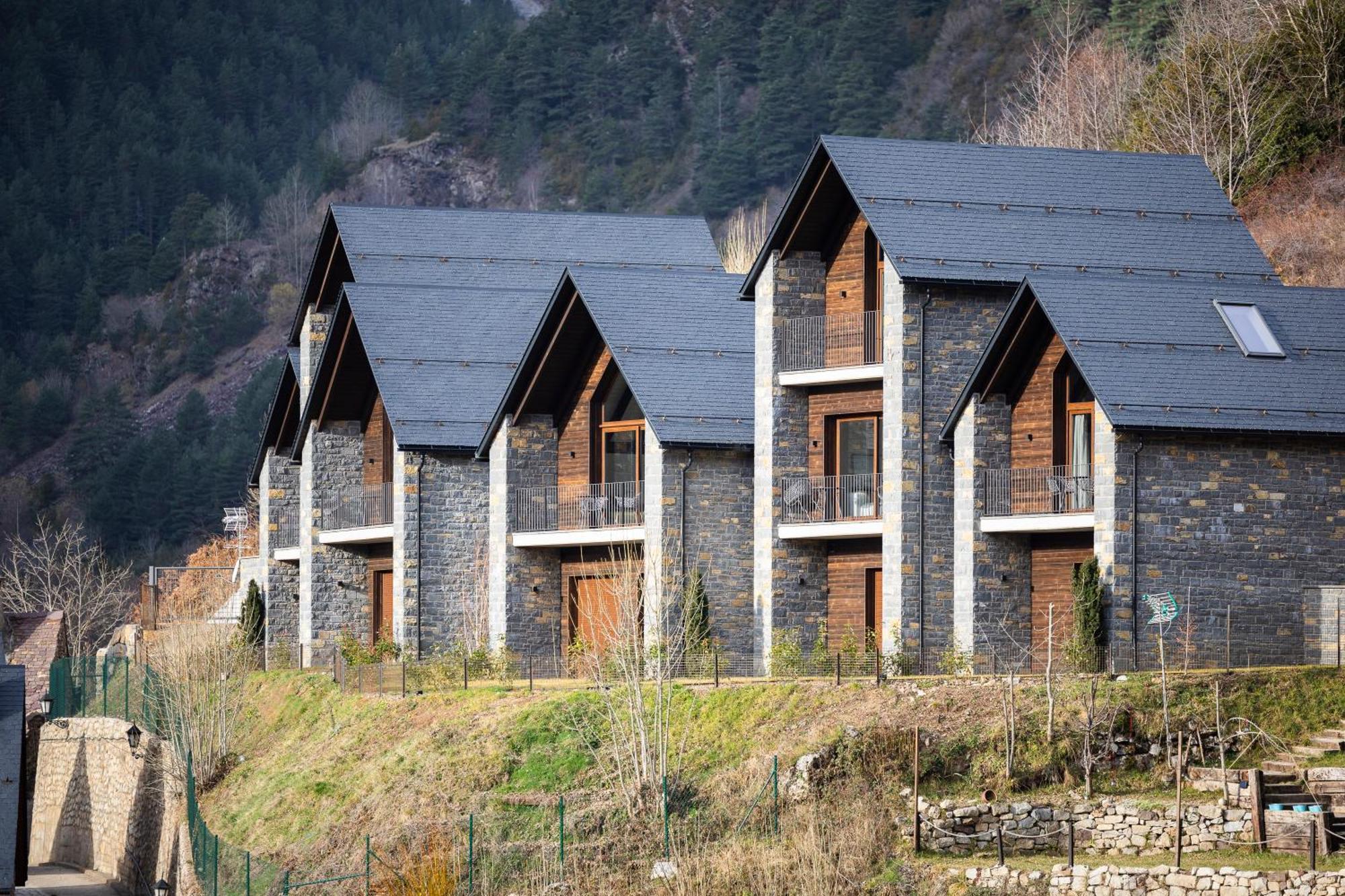 Boj Casas De Montana Villa Bielsa Exterior photo